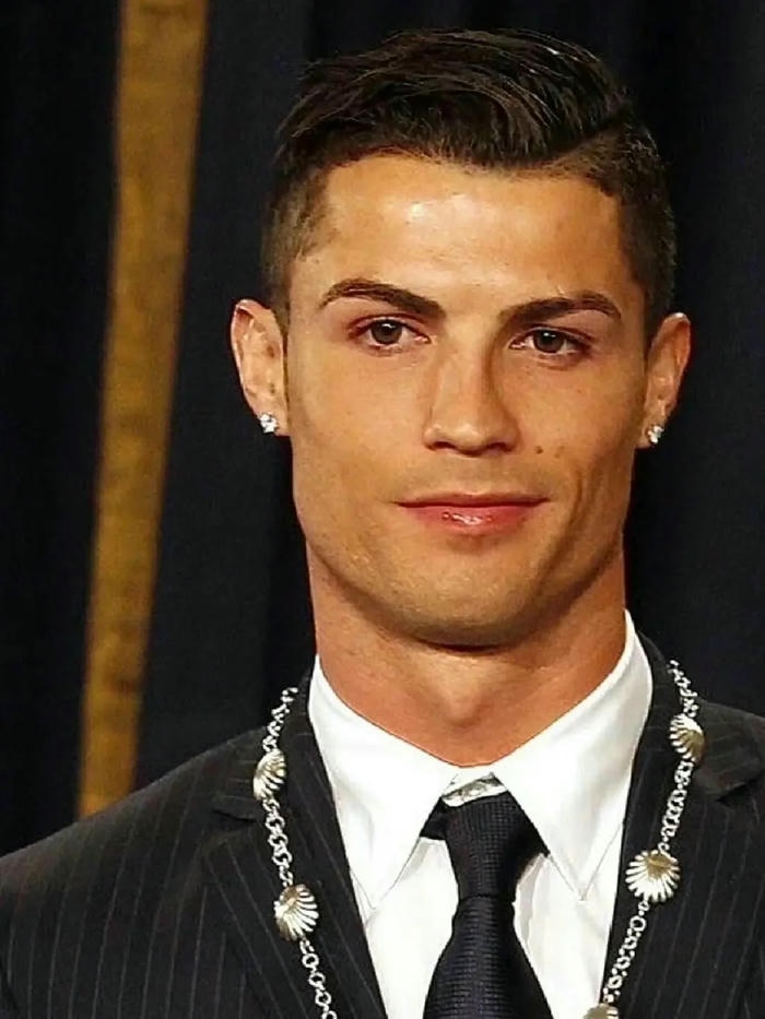 hình nền ronaldo đẹp cho điện thoại