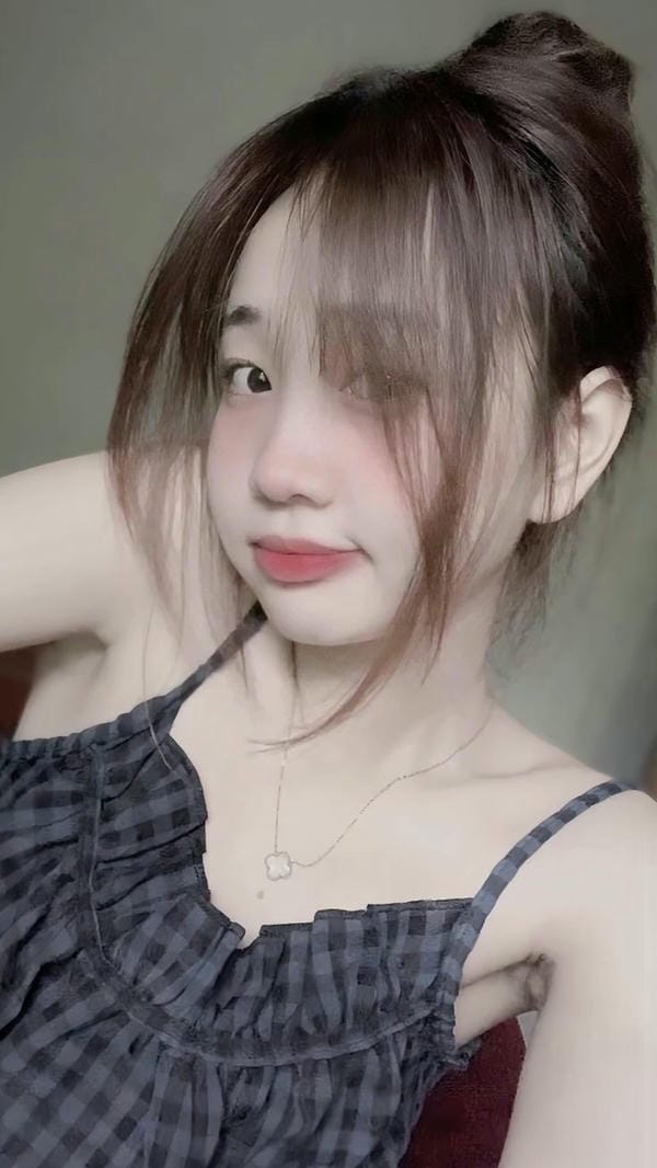 gái xinh 2k7 cute