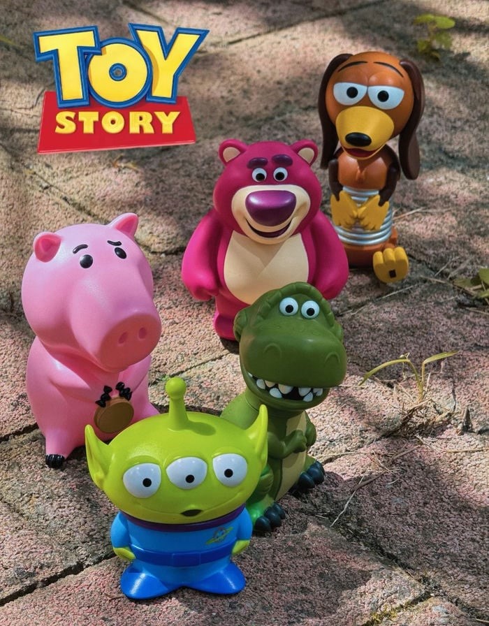 toy story hình nền gấu dâu cute