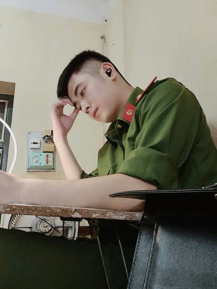 ảnh công an đẹp zai