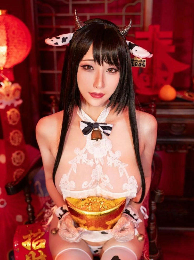 ảnh cosplay bò sữa cực dâm