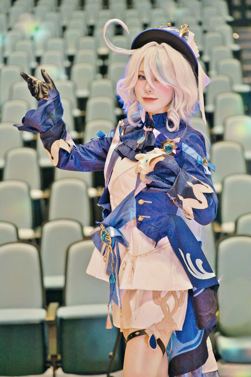 ảnh cosplay furina xinh
