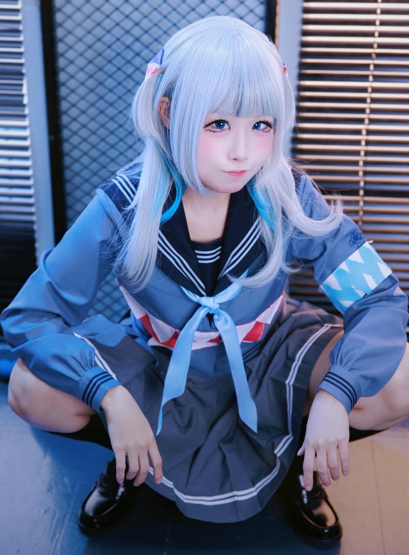 ảnh cosplay gura cực xinh