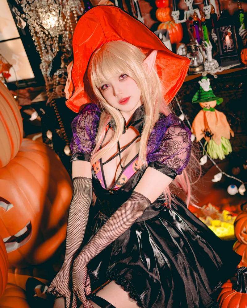 ảnh cosplay halloween ngọt nước
