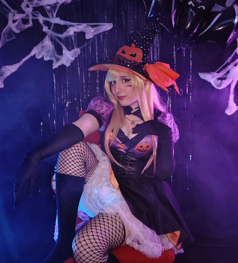 ảnh cosplay halloween xinh