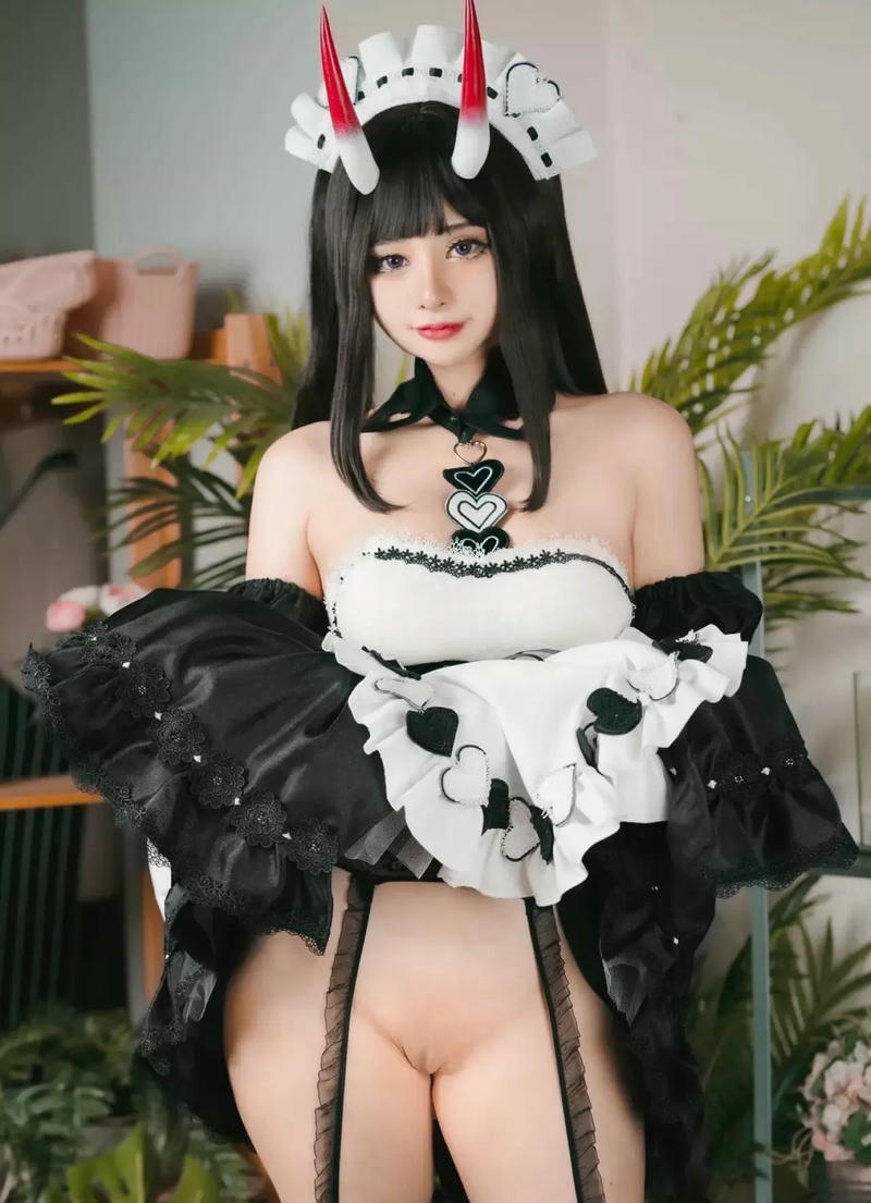 ảnh cosplay hầu gái đáng yêu