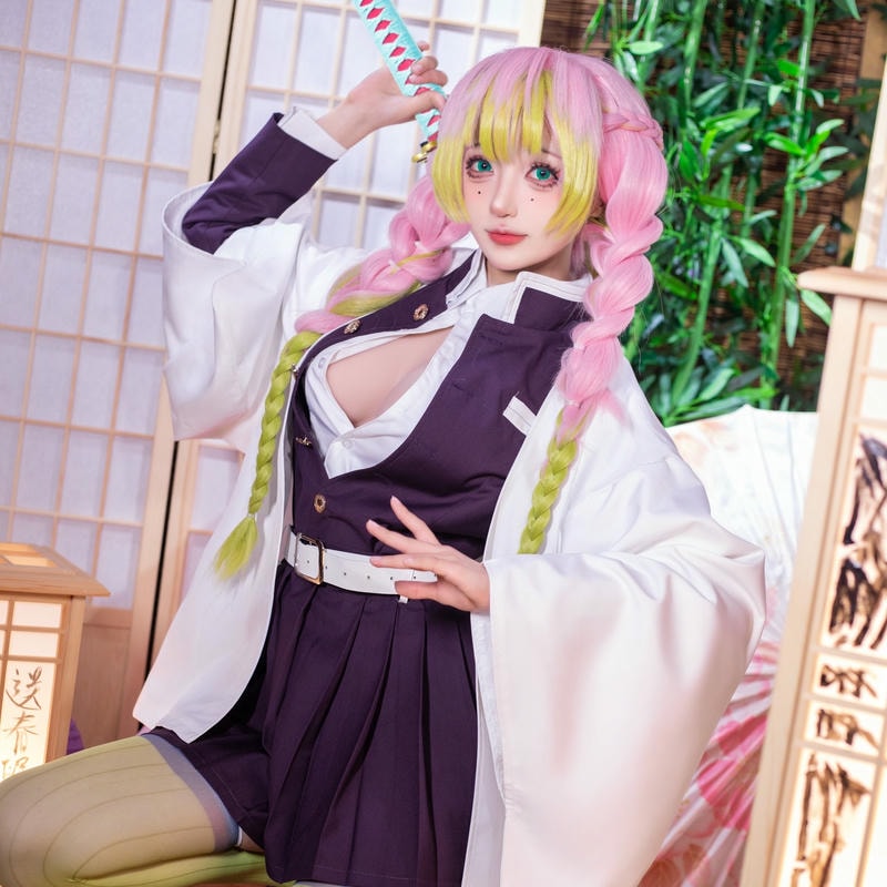 ảnh cosplay luyến trụ dâm