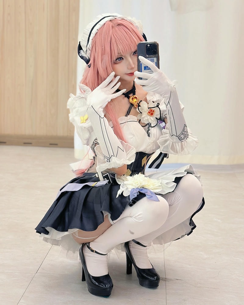 ảnh cosplay maid cực xinh