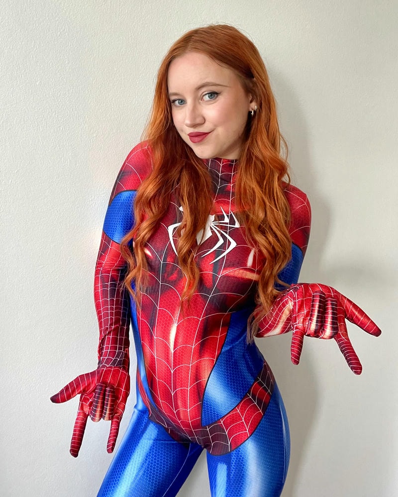 ảnh cosplay người nhện cực dễ thương