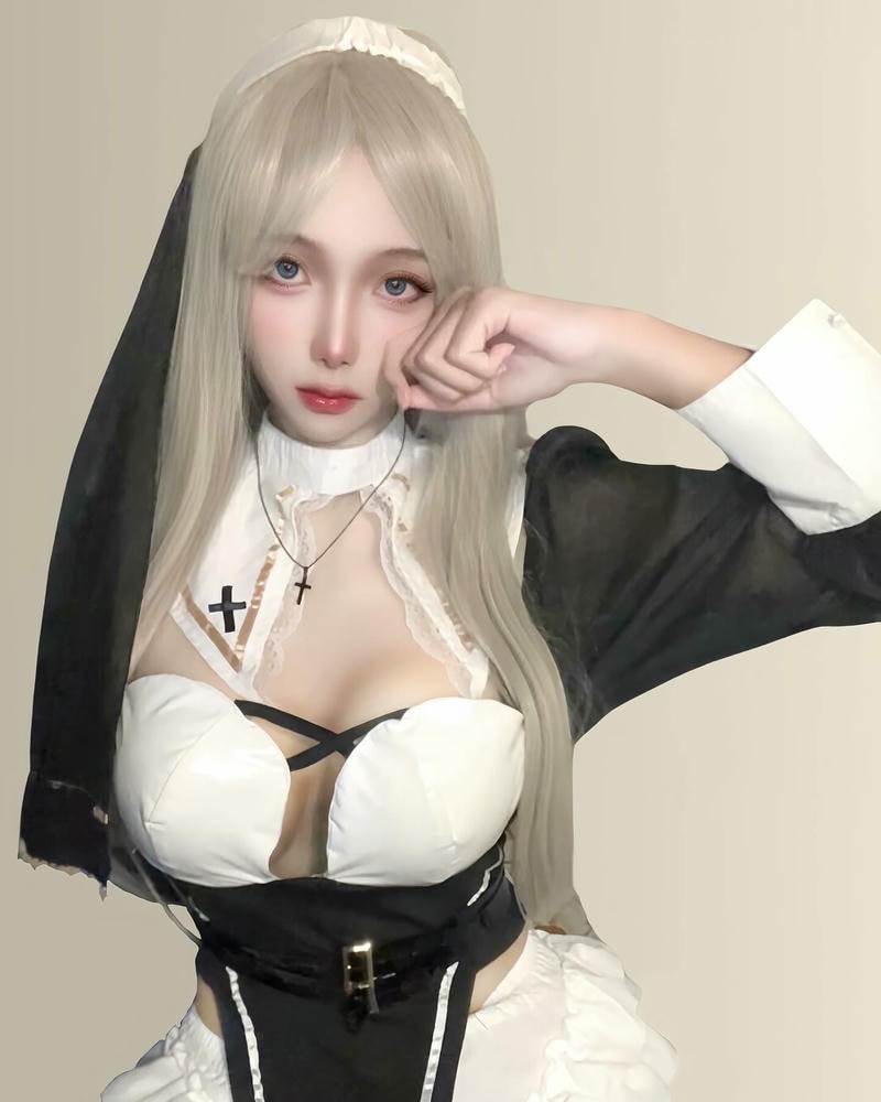ảnh cosplay nữ tu cực dâm