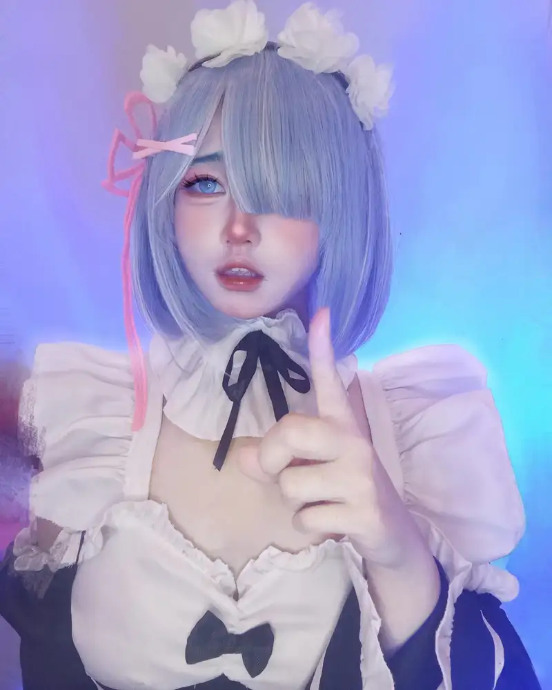 ảnh cosplay rem cute nhất