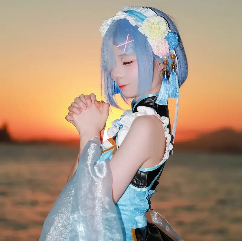 ảnh cosplay rem đáng yêu