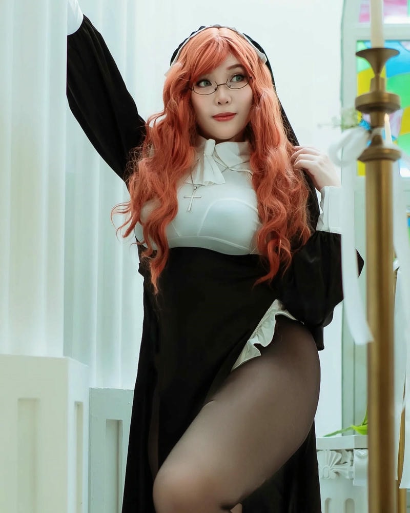 ảnh cosplay sơ khiêu dâm