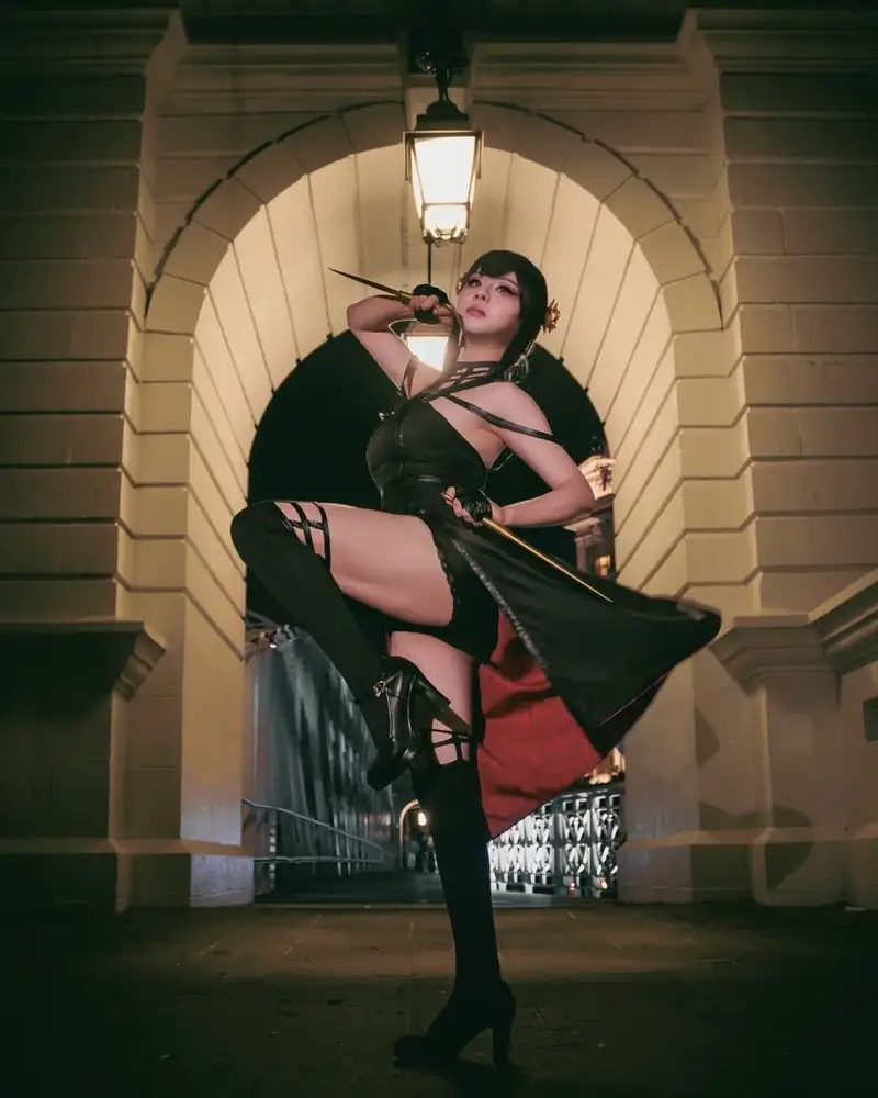 ảnh cosplay yor chất