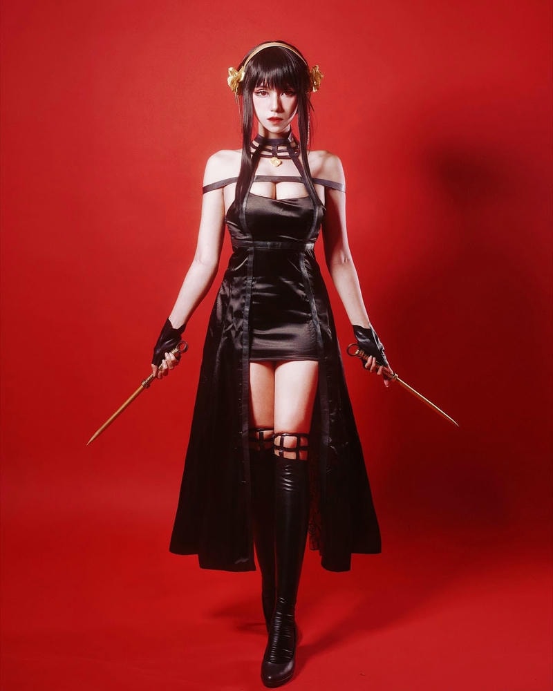 ảnh cosplay yor ngầu