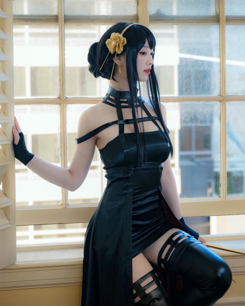 ảnh cosplay yor xinh