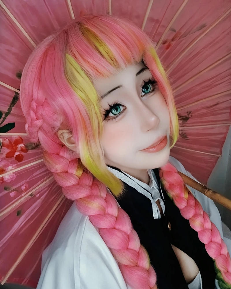 ảnh mitsuri cosplay dễ thương