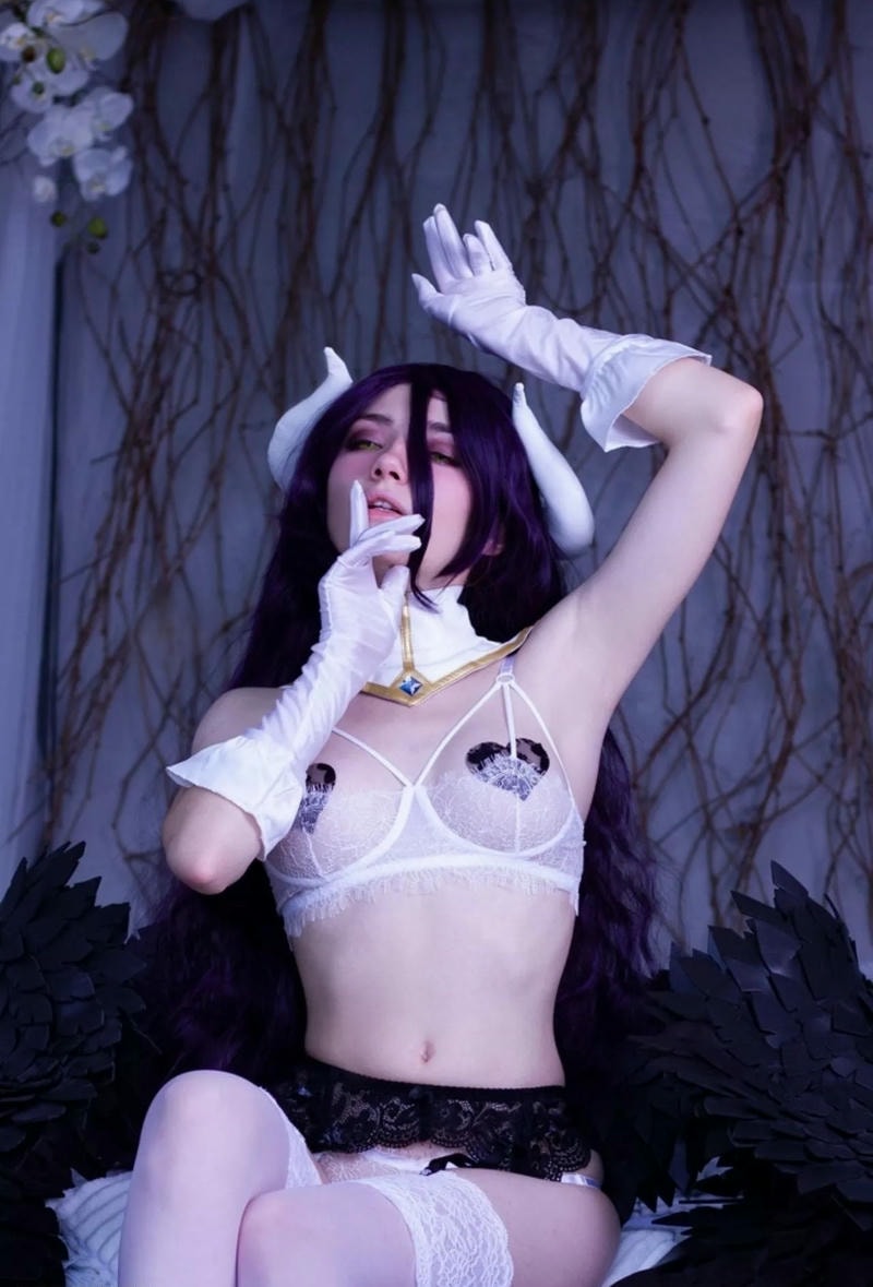 cosplay albedo cực nóng bỏng