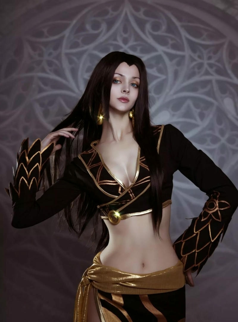 cosplay boa hancock khiêu dâm