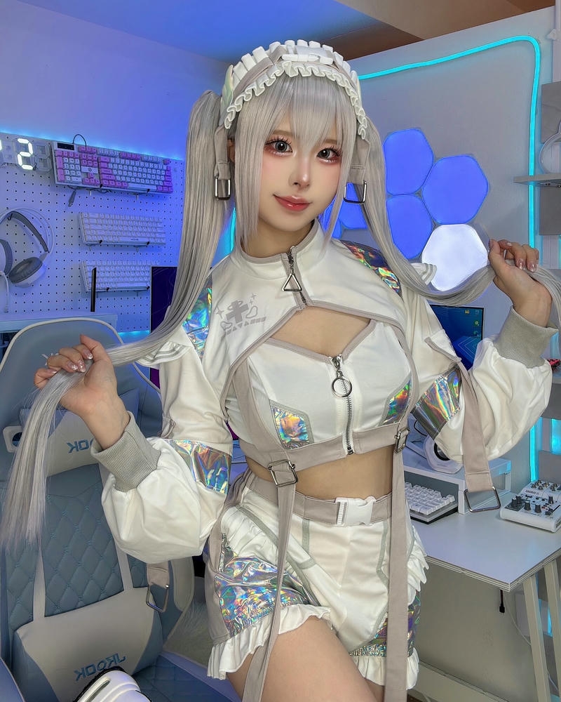 cosplay châu á cực xinh