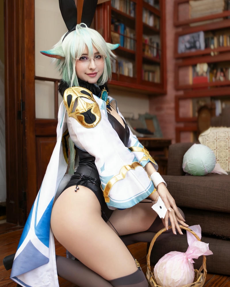 cosplay châu á khoe mông