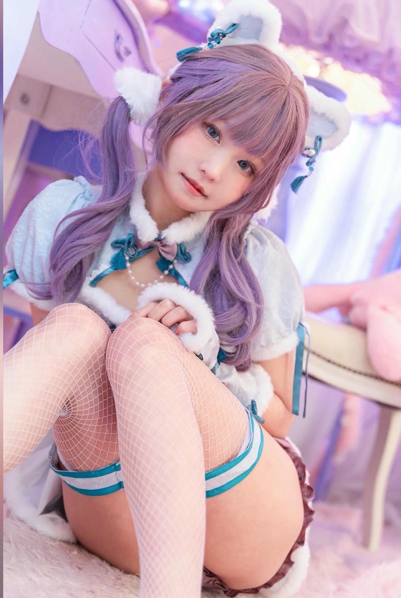 cosplay châu á khoe ngực