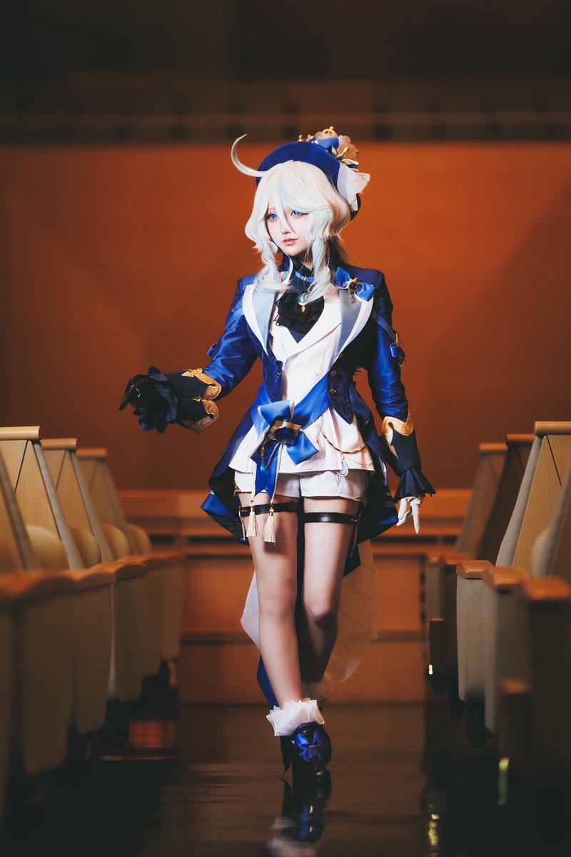 cosplay furina ngọt nước