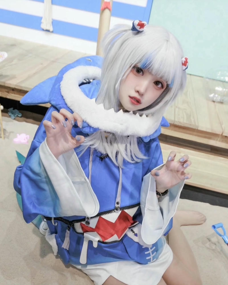 cosplay gura cực dâm