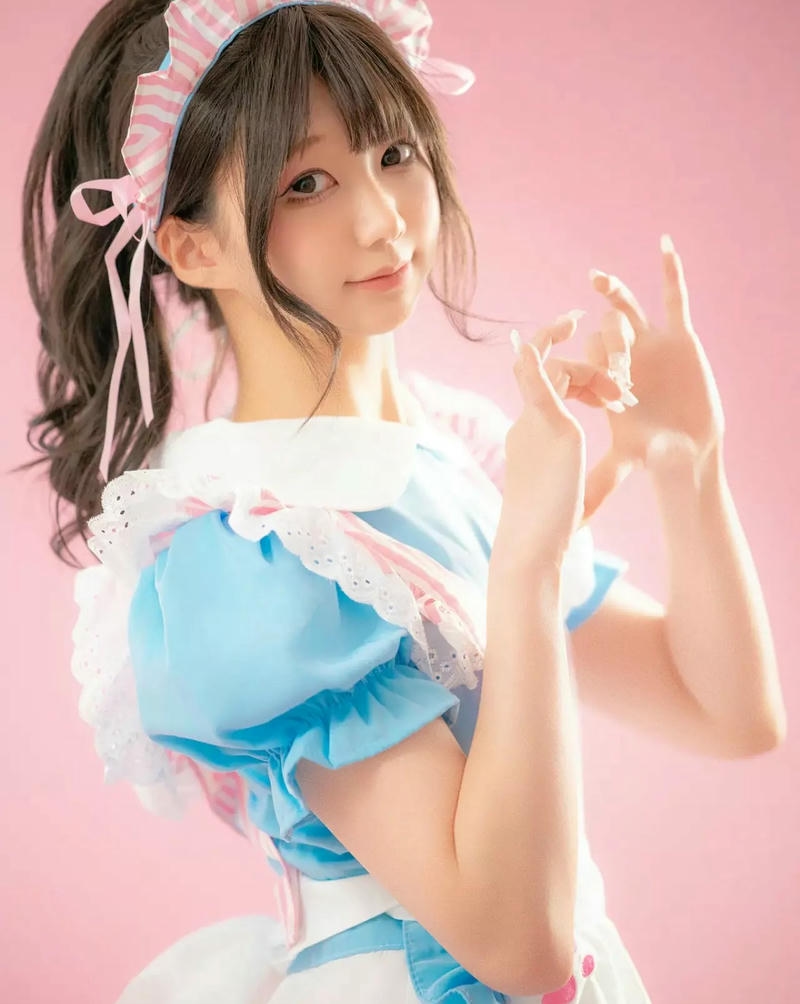 cosplay hầu gái cực xinh