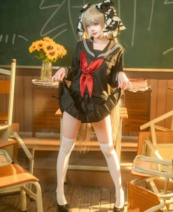 Tỏa sáng với những bộ cosplay học sinh đẹp đậm chất học đường
