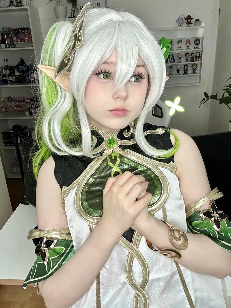 cosplay nahida khiêu gợi