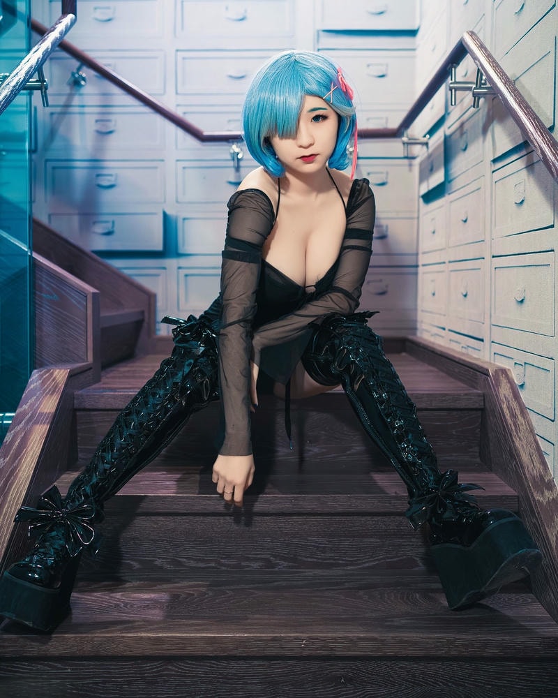 cosplay rem vú tocosplay rem vú to