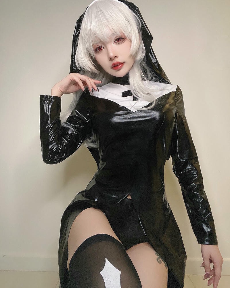 cosplay sơ gợi cảm