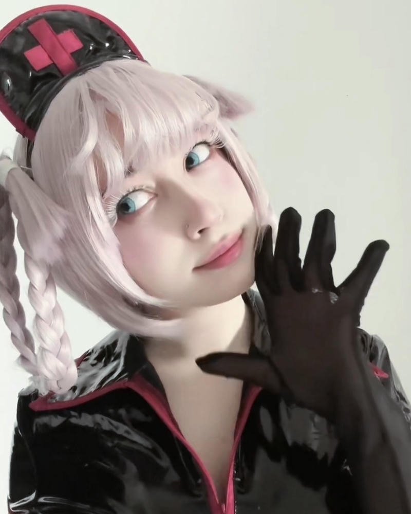 cosplay y tá xinh