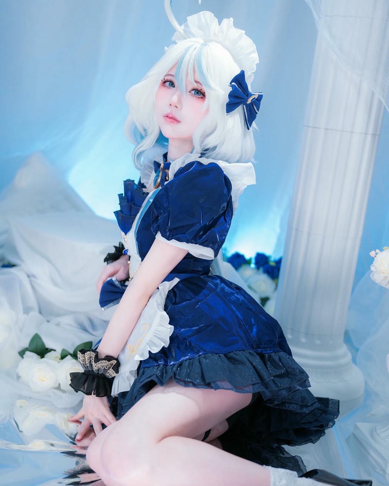 furina cosplay sexy